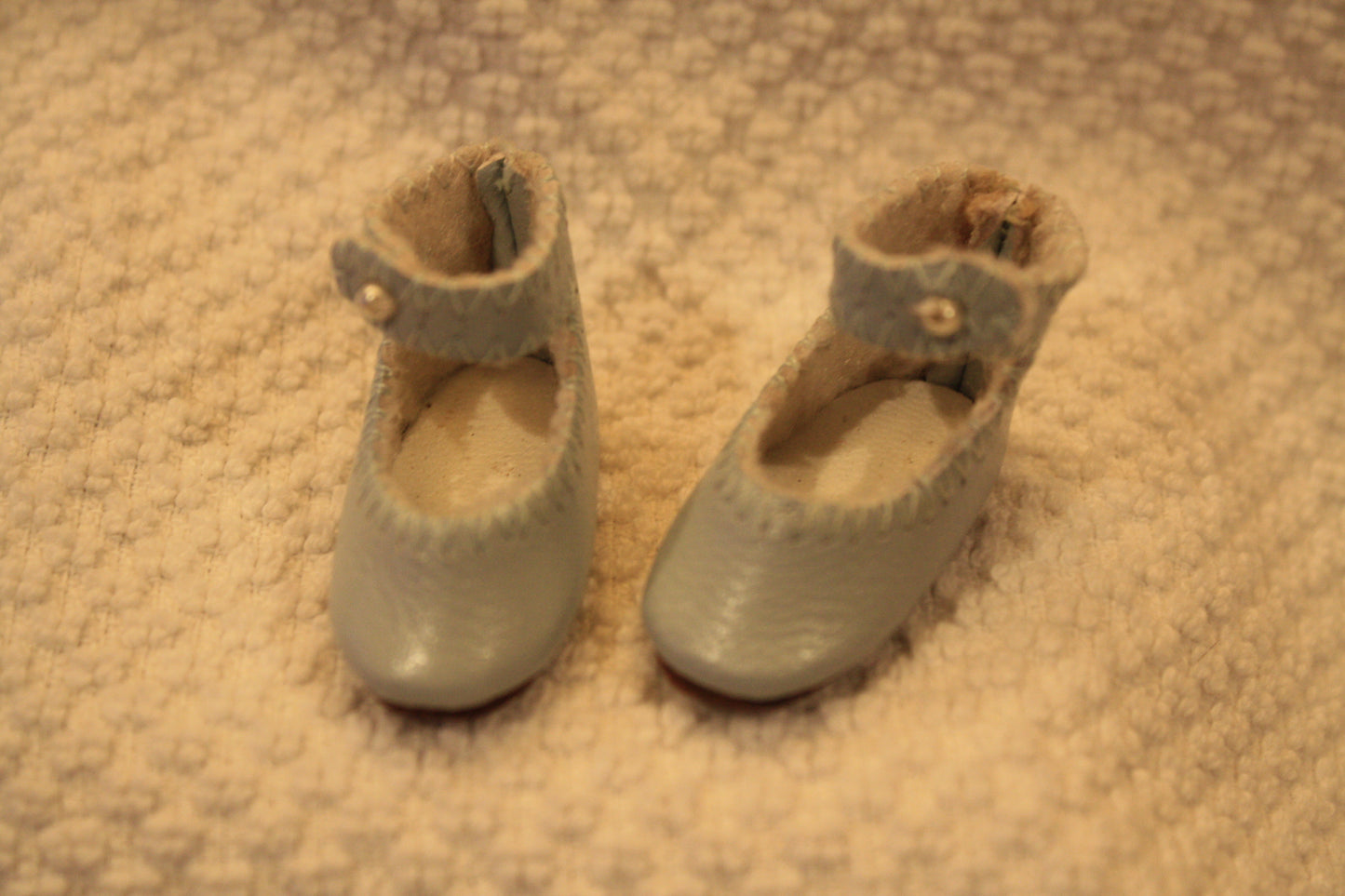 leather ankle strap