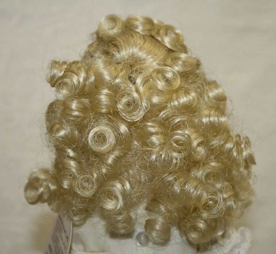 Laura Synthetic Wig ON SALE !!