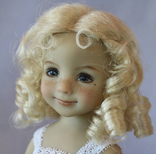 Lindsey Synthetic Wig