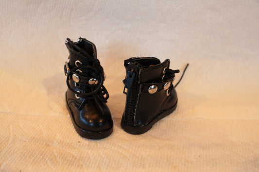 Black Studded Boot 4.7 cm