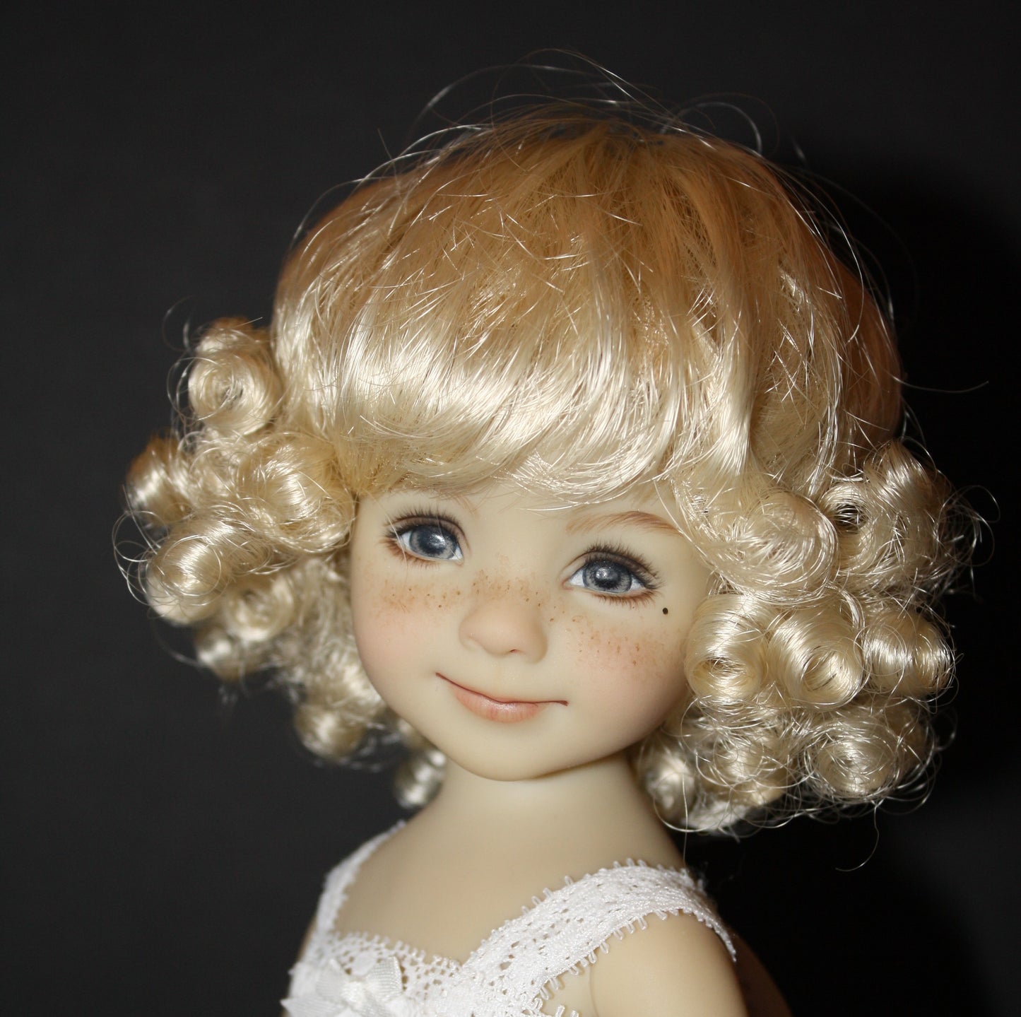 Dianne Synthetic Wig